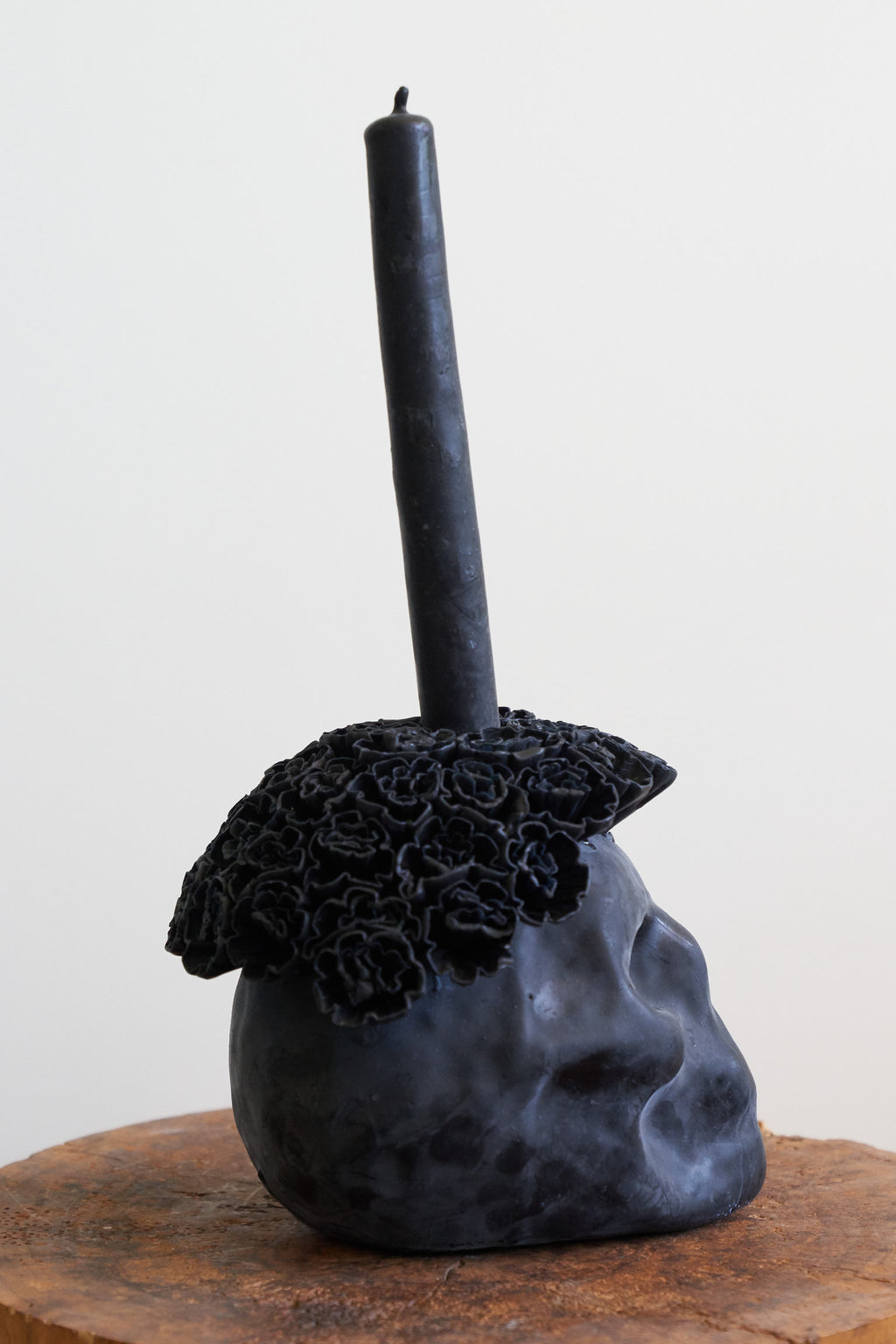 Casa Viviana Oaxacan Skull Candle (Color Black)